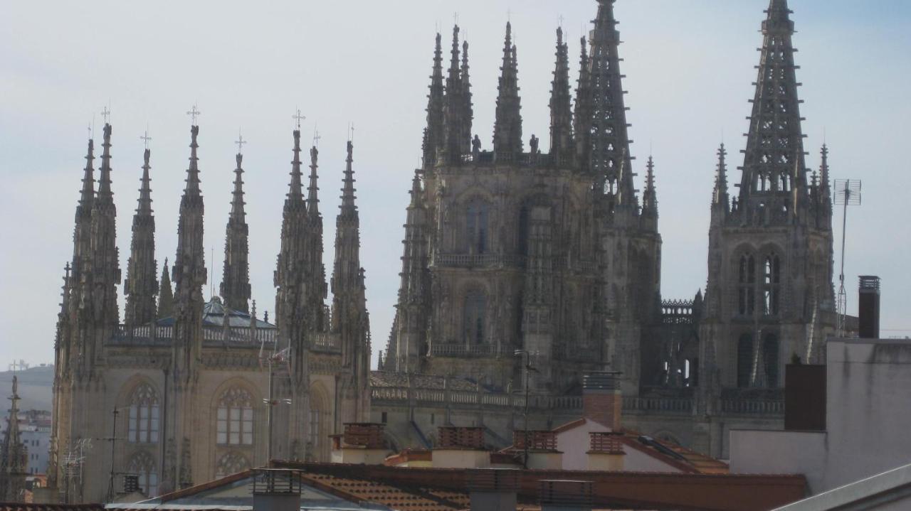 Buhardilla Con Encanto Centro Historico Burgos Exterior photo